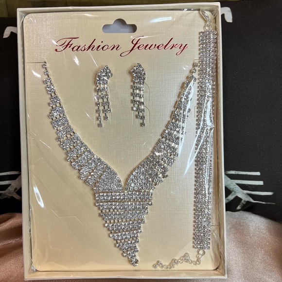 Paxuan Rhinestone set - Picture 6 of 9